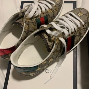 Women's Ace GG Supreme sneaker with bees